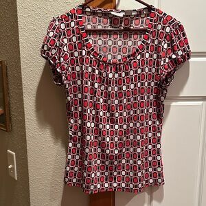 Vintage Worthington Red and Black Geometric Short Sleeve Top